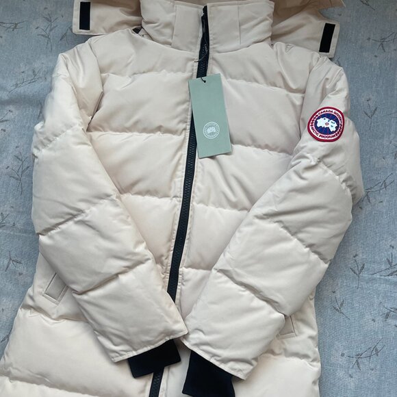 Canada Goose Long Parka Coat in White - Picture 6 of 15